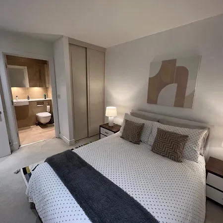 Luxury 2 Bed 2 Bath Central Zone Two London Exterior photo