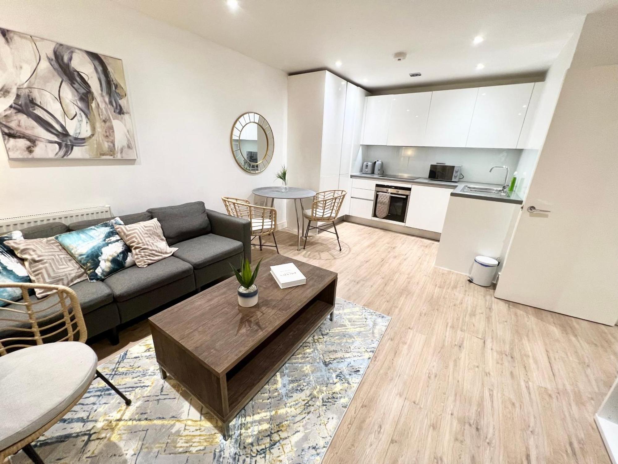 Apartment Luxury 2 Bed 2 Bath Zone Two