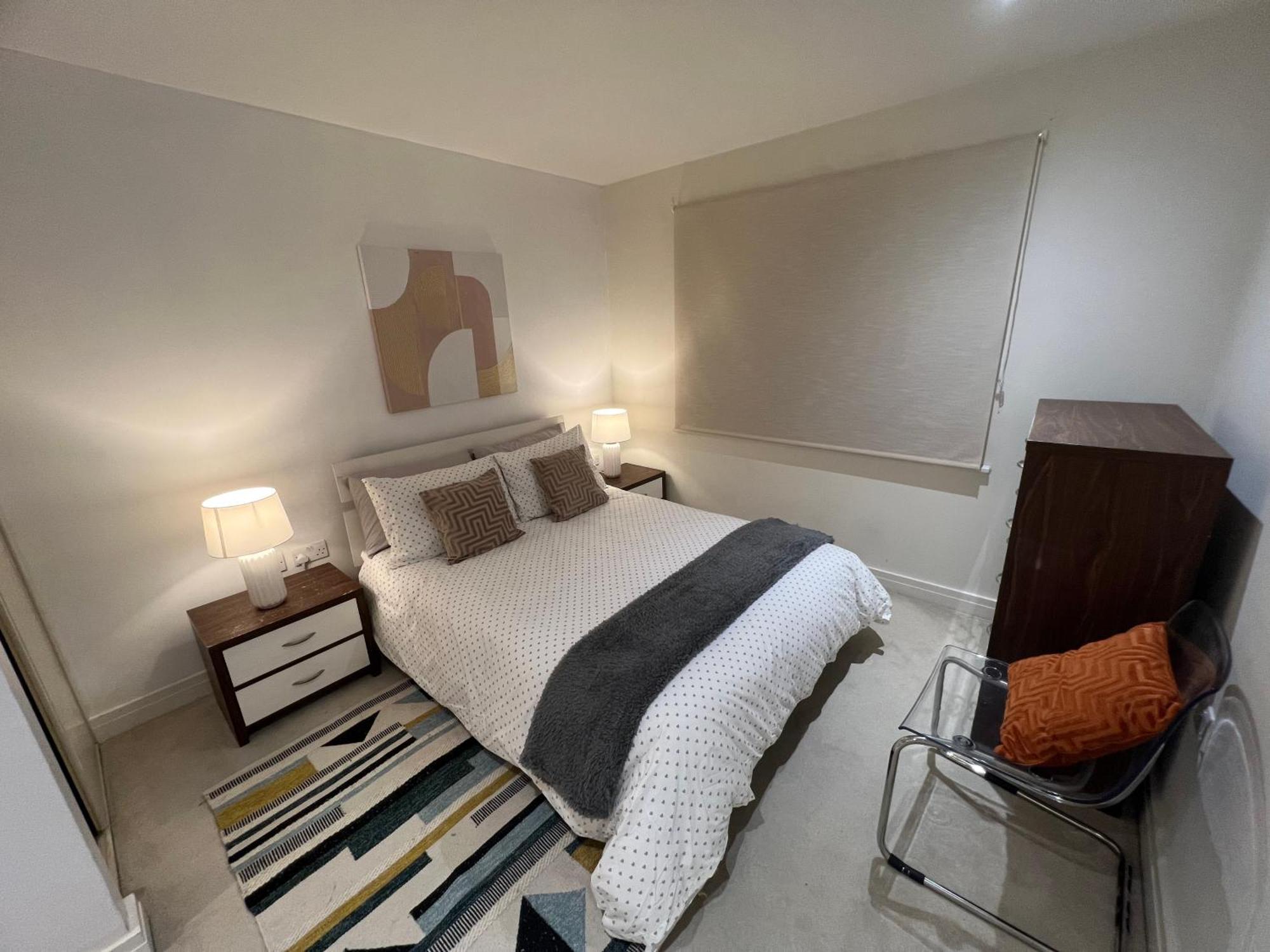 Luxury 2 Bed 2 Bath Zone Two